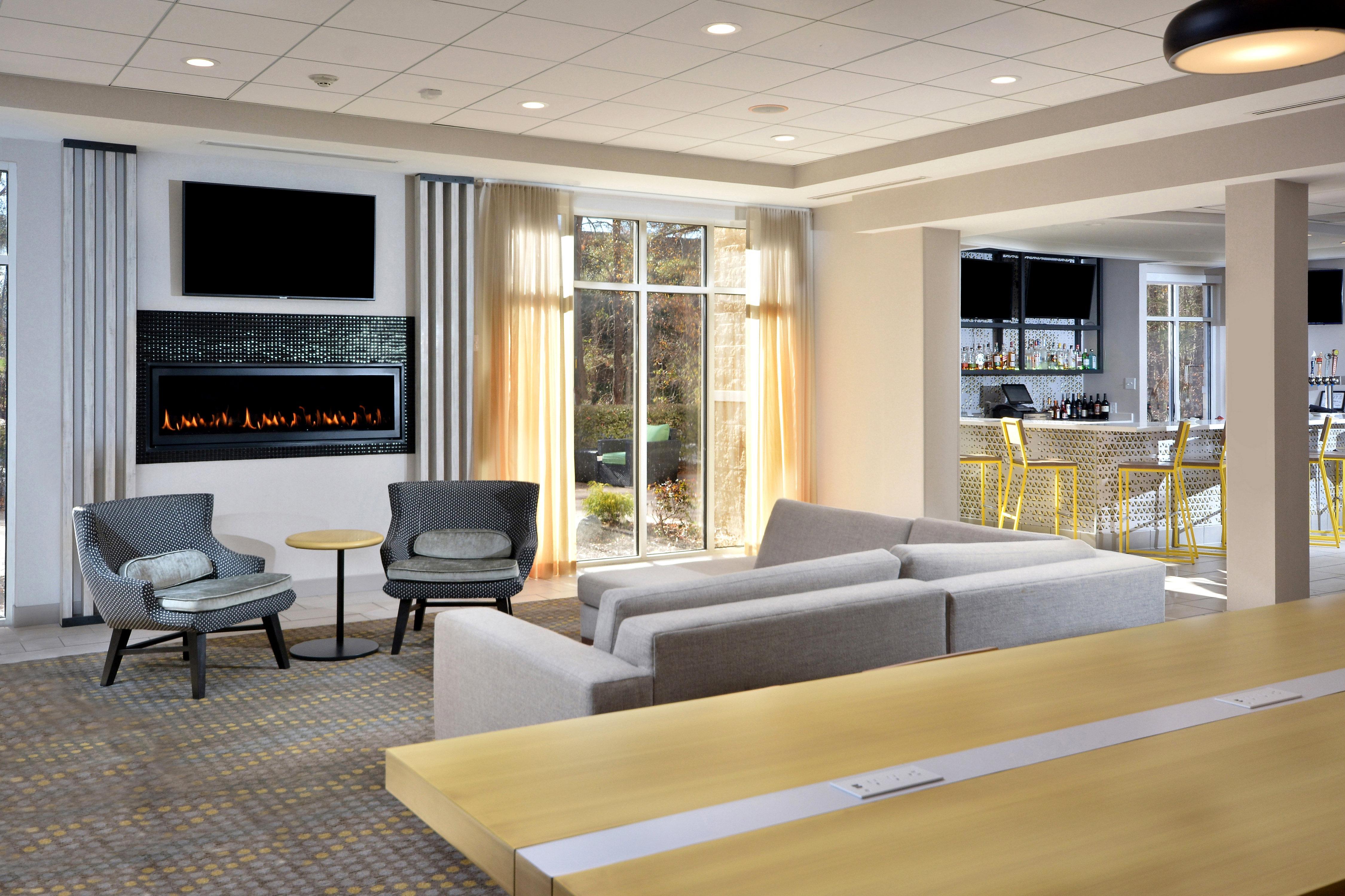 Holiday Inn Raleigh Durham Airport By Ihg Morrisville Exterior foto